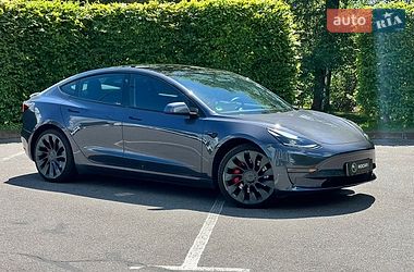 Седан Tesla Model 3 2021 в Києві