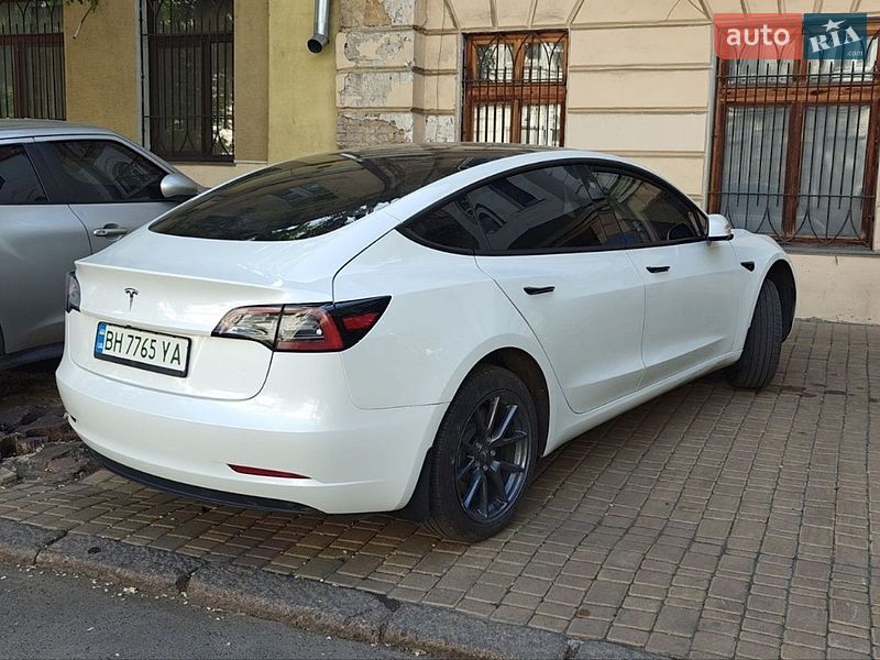 Седан Tesla Model 3 2023 в Одессе фото Седан Tesla Model 3 2023 в Одессе