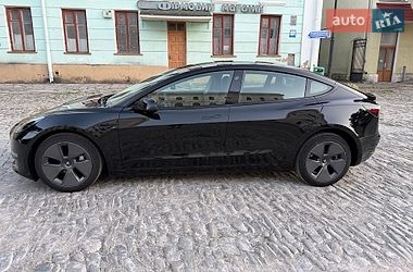 Седан Tesla Model 3 2023 в Кам'янець-Подільському