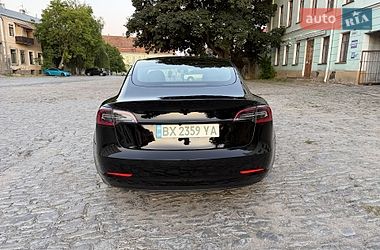 Седан Tesla Model 3 2023 в Кам'янець-Подільському