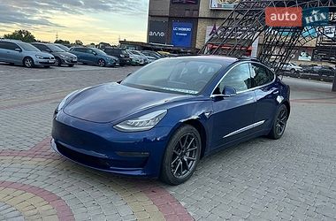 Tesla Model 3  2018