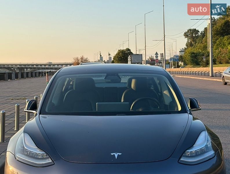 Tesla Model 3 2020 Tesla Model 3 2020