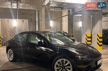 Tesla Model 3  2023