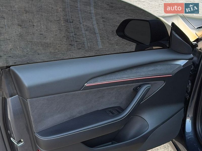 Седан Tesla Model 3 2022 в Броварах фото 16 Седан Tesla Model 3 2022 в Броварах