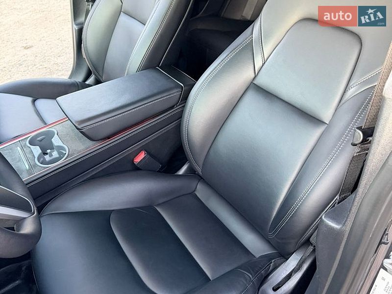 Седан Tesla Model 3 2022 в Броварах фото 20 Седан Tesla Model 3 2022 в Броварах