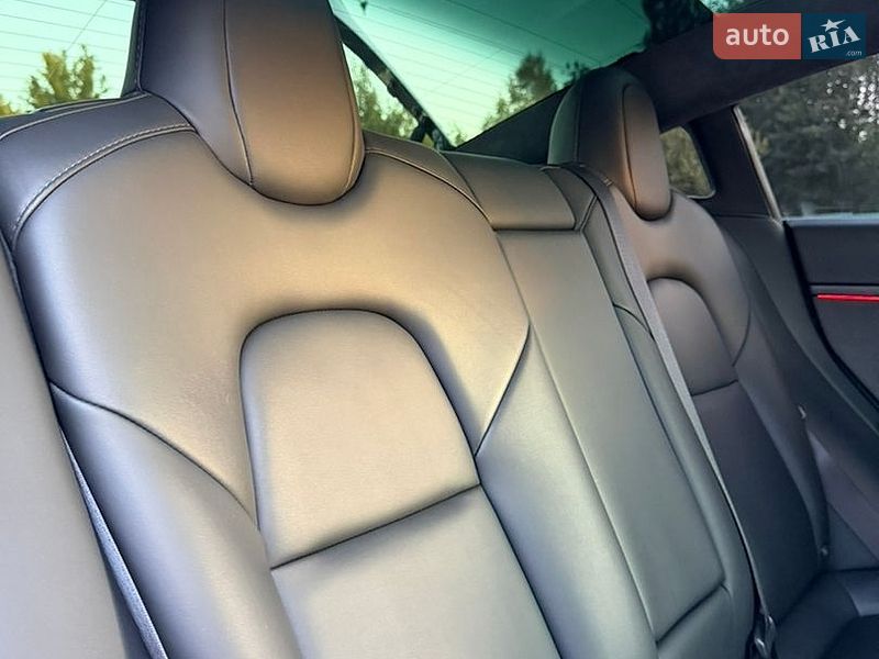 Седан Tesla Model 3 2022 в Броварах фото 24 Седан Tesla Model 3 2022 в Броварах