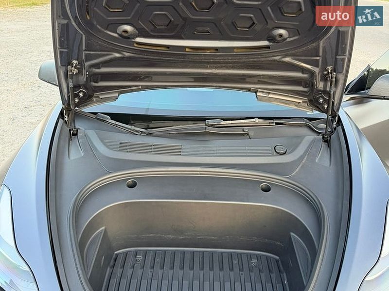 Седан Tesla Model 3 2022 в Броварах фото 33 Седан Tesla Model 3 2022 в Броварах