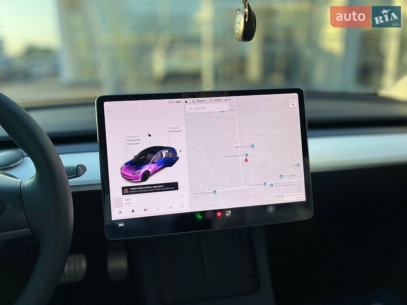 Седан Tesla Model 3 2021 в Черновцах