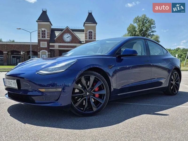 Tesla Model 3 2020