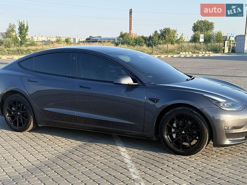 Седан Tesla Model 3 2022 в Днепре фото 5 Седан Tesla Model 3 2022 в Днепре