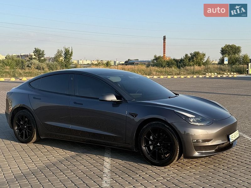 Седан Tesla Model 3 2022 в Днепре фото 4 Седан Tesla Model 3 2022 в Днепре