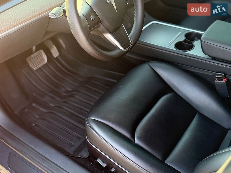 Седан Tesla Model 3 2022 в Днепре фото 11 Седан Tesla Model 3 2022 в Днепре