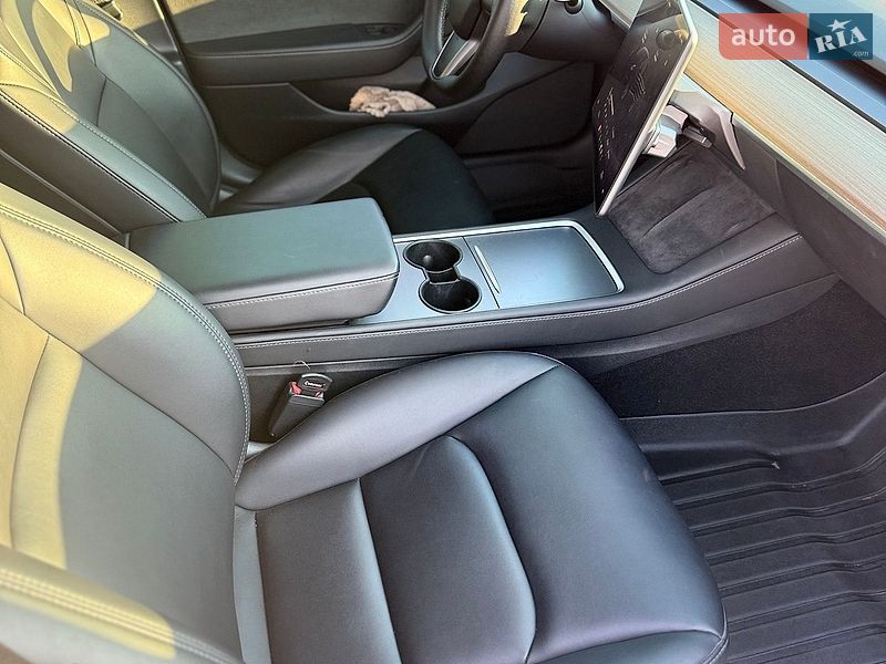 Седан Tesla Model 3 2022 в Днепре фото 13 Седан Tesla Model 3 2022 в Днепре