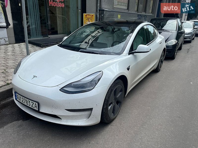 Седан Tesla Model 3 2023 в Харькове фото Седан Tesla Model 3 2023 в Харькове