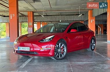 Tesla Model 3 2022
