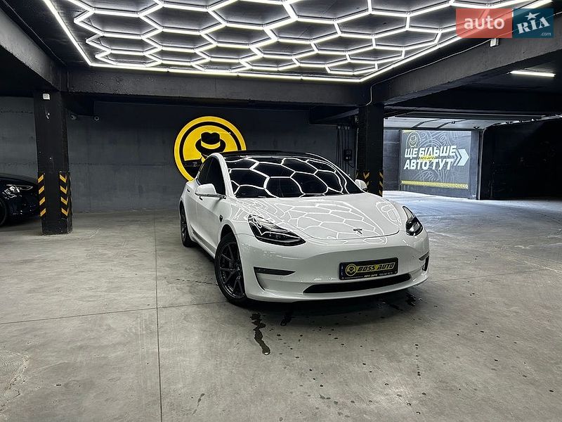 Tesla Model 3 2020 Tesla Model 3 2020