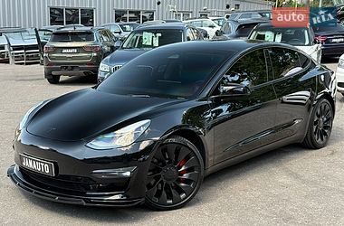Tesla Model 3  2023