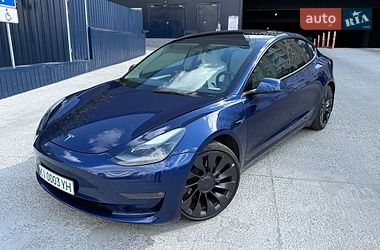 Tesla Model 3  2023