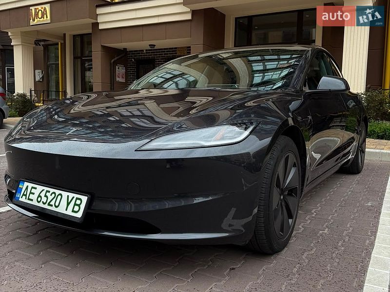 Седан Tesla Model 3 2024 в Києві фото Седан Tesla Model 3 2024 в Києві
