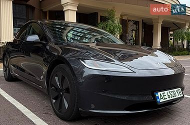 Седан Tesla Model 3 2024 в Києві фото 2 Седан Tesla Model 3 2024 в Києві