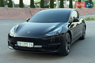 Tesla Model 3  2023