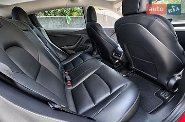 Седан Tesla Model 3 2018 в Тернополі фото 25 Седан Tesla Model 3 2018 в Тернополі
