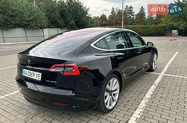 Седан Tesla Model 3 2019 в Києві