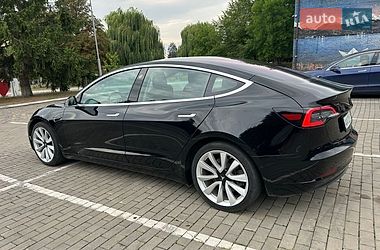Седан Tesla Model 3 2019 в Києві