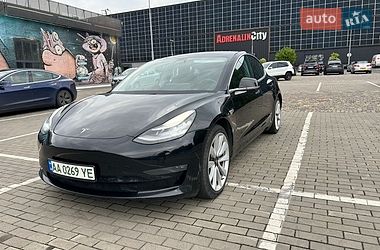 Седан Tesla Model 3 2019 в Києві