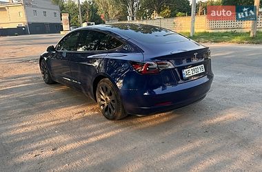 Седан Tesla Model 3 2023 в Днепре