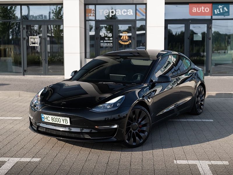 Tesla Model 3 2023