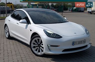 Седан Tesla Model 3 2021 в Ивано-Франковске Седан Tesla Model 3 2021 в Ивано-Франковске