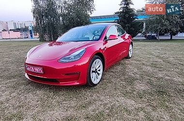 Седан Tesla Model 3 2022 в Полтаве Седан Tesla Model 3 2022 в Полтаве