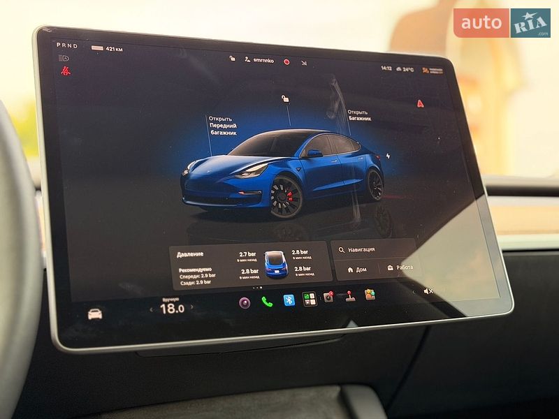 Седан Tesla Model 3 2023 в Киеве