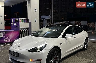 Tesla Model 3  2023