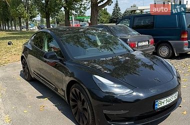 Tesla Model 3  2023