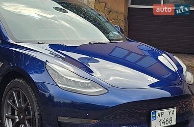 Седан Tesla Model 3 2020 в Запоріжжі