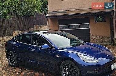 Седан Tesla Model 3 2020 в Запоріжжі