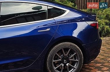 Седан Tesla Model 3 2020 в Запоріжжі