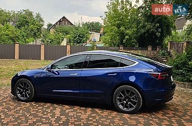Седан Tesla Model 3 2020 в Запоріжжі