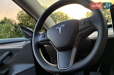 Седан Tesla Model 3 2022 в Дрогобичі