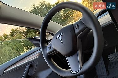 Седан Tesla Model 3 2022 в Дрогобичі