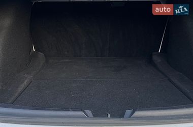 Седан Tesla Model 3 2022 в Днепре