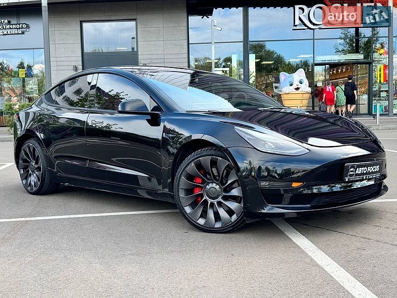 Tesla Model 3 2022
