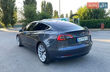 Седан Tesla Model 3 2018 в Кропивницькому