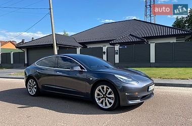 Седан Tesla Model 3 2018 в Кропивницькому