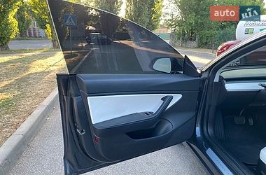 Седан Tesla Model 3 2018 в Кропивницькому
