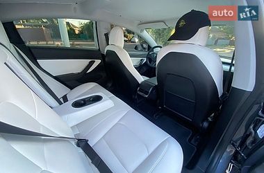 Седан Tesla Model 3 2018 в Кропивницькому