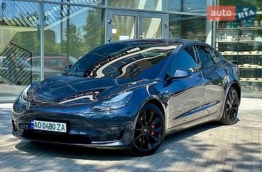 Tesla Model 3  2018