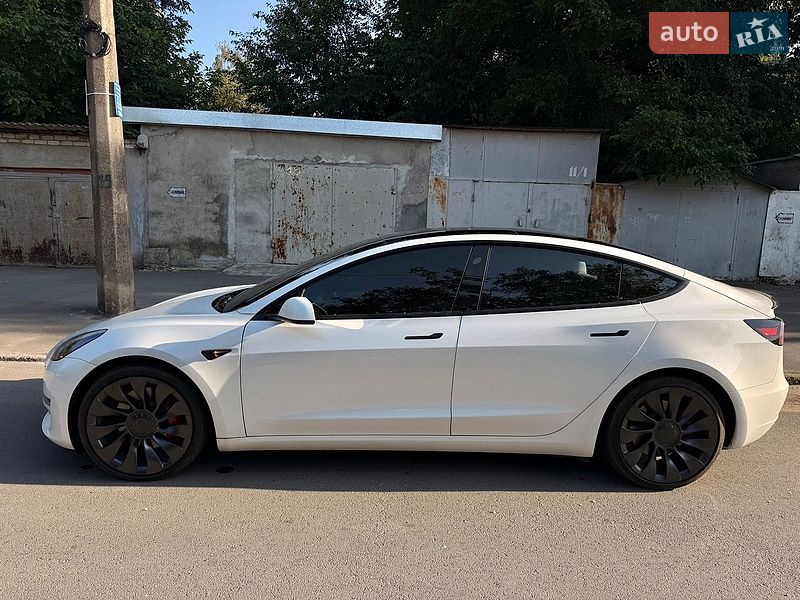 Седан Tesla Model 3 2021 в Одесі